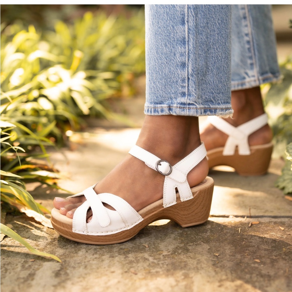 Dansko Seasons Sandal